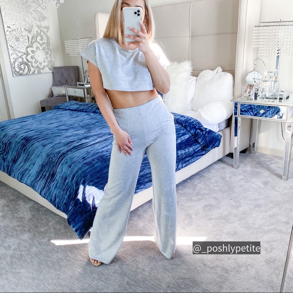 Crew neck cropped tee & mid waist pants lounge set with pocket